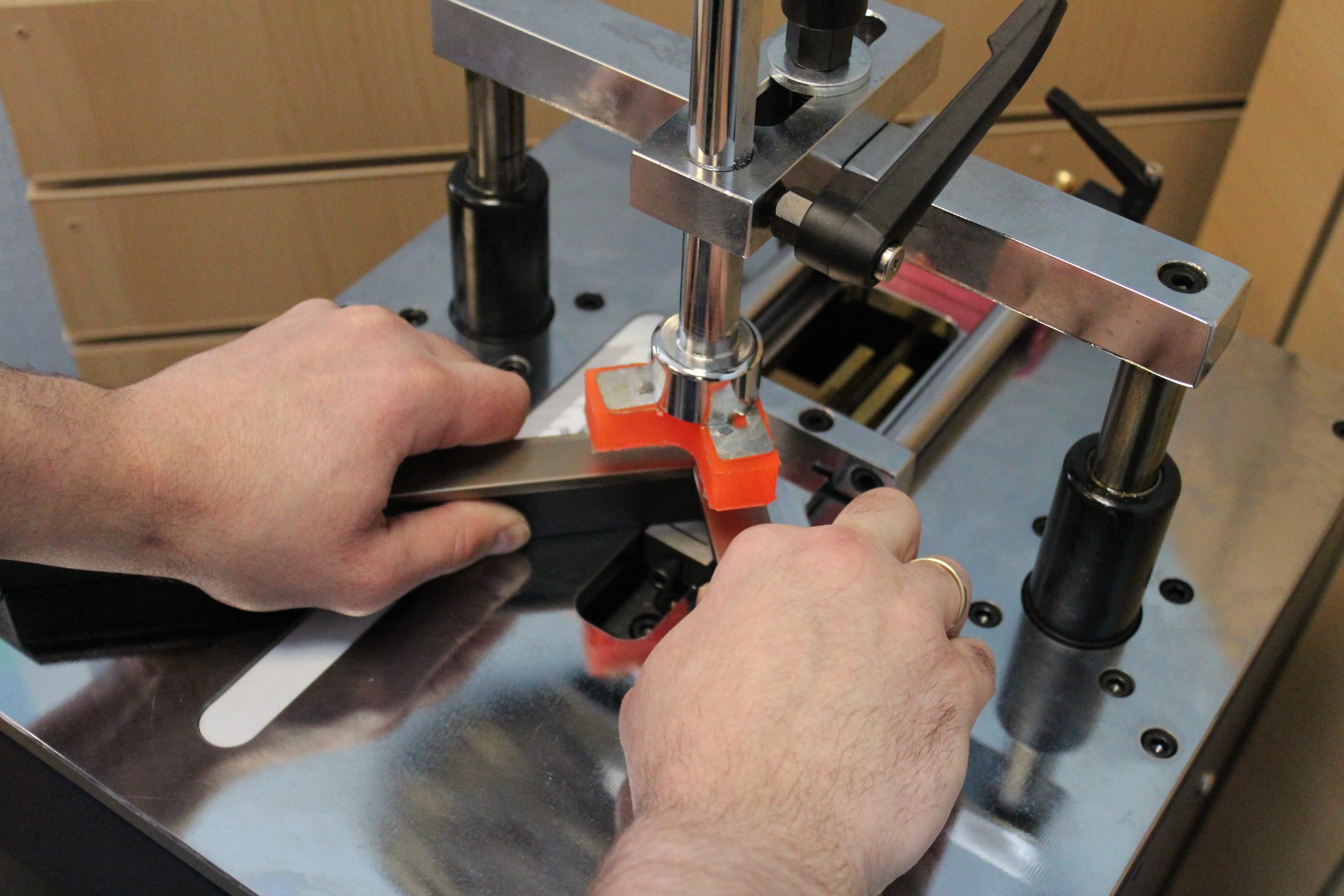 Принтер для запечатки на твердой поверхности — фото 3