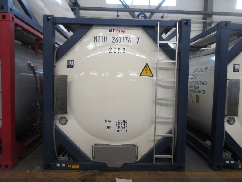 Танк-контейнер 26м3 тип Т11 с термоизоляцией и подогревом, для перевозки наливных грузов, новый. — фото 2