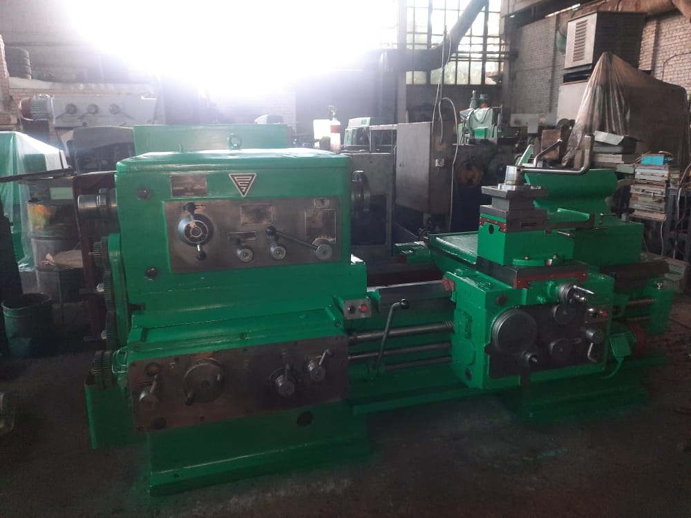 Токарно-винторезный станок РТ21001 (аналог 16К40 х 750мм)