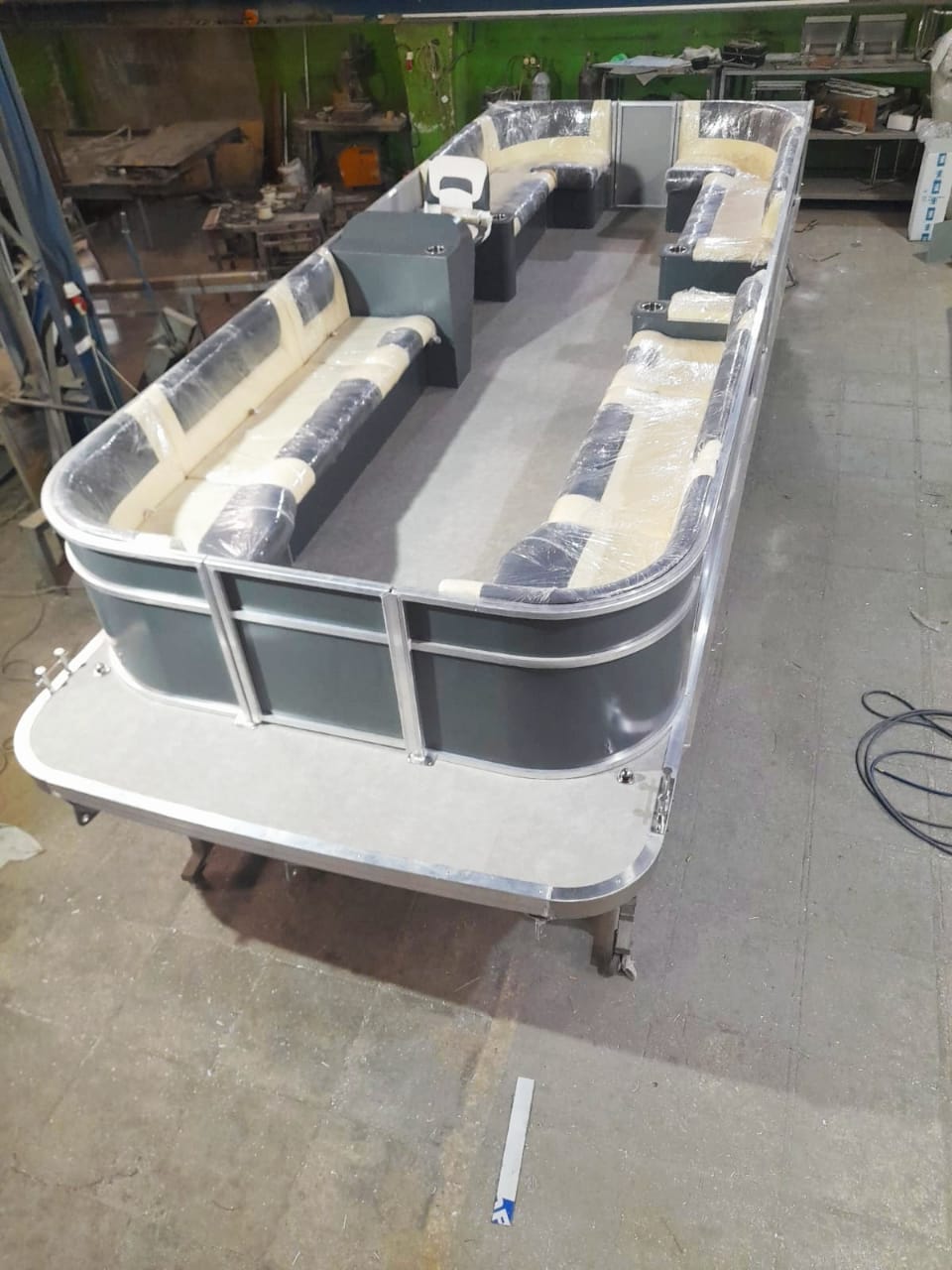 Катер - понтон Турист — фото 5