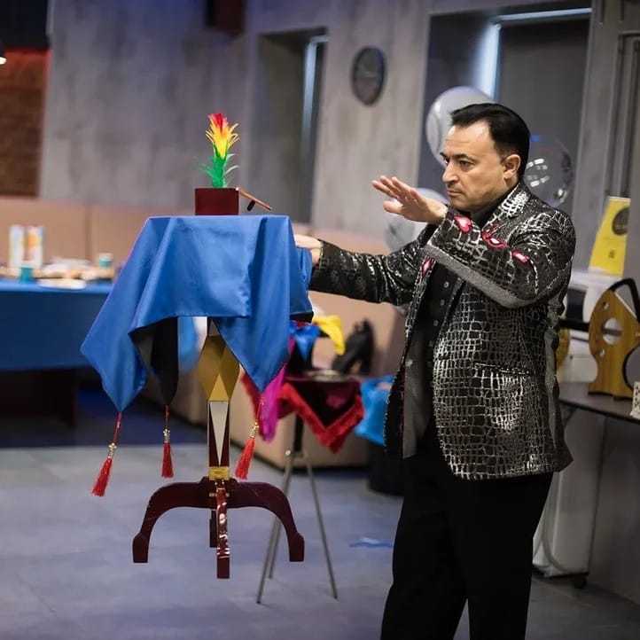 Фокусник Михаил Мостославский - на вашем празднике — фото 6