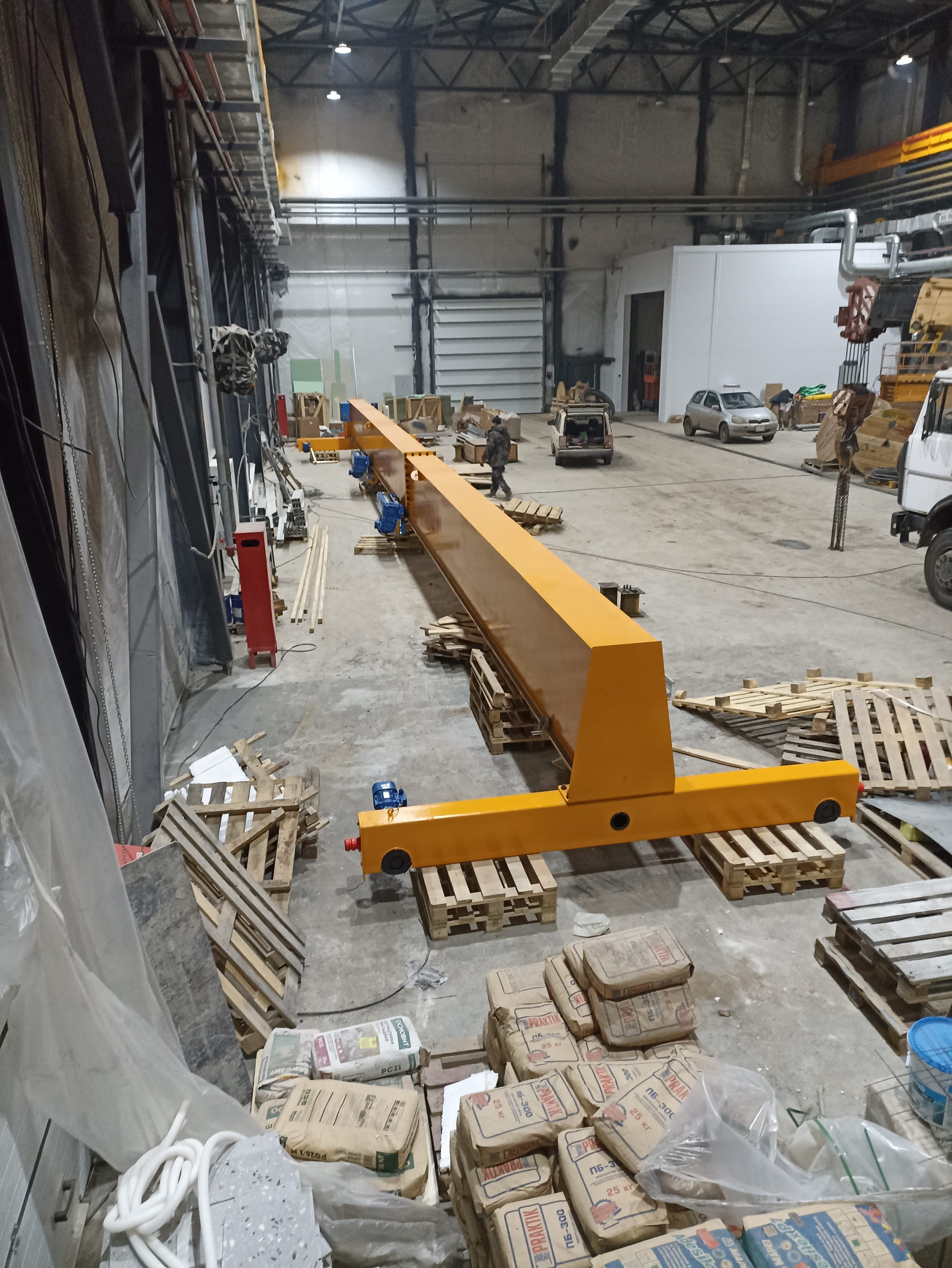 Кран-балка опорная, кран мостовой опорный однобалочный