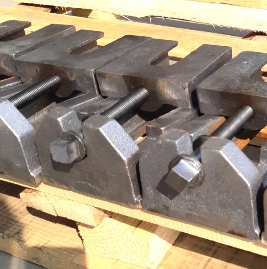 Опора клиновая 130