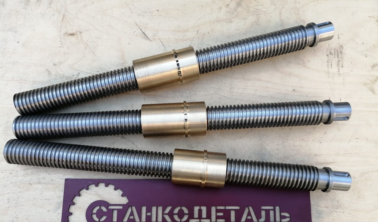 Запчасти на  фрезерное оборудование.