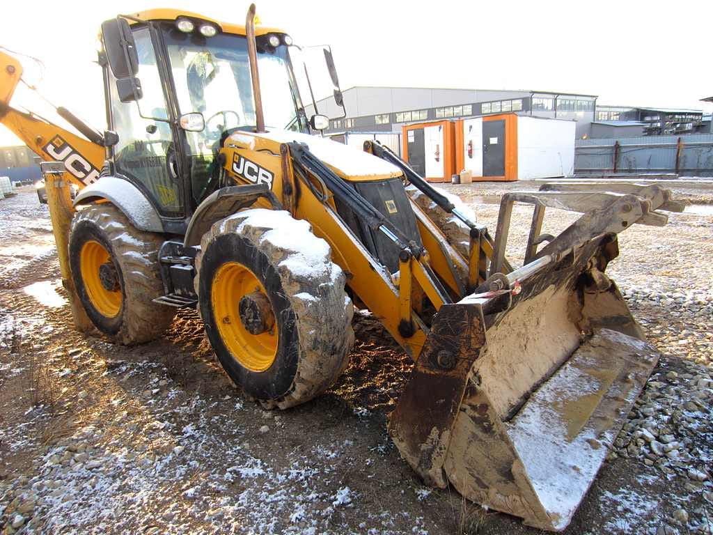 Экскаватор-погрузчик JCB 4CX, 2013 г, вилы + 2 ковша + молот — фото 2
