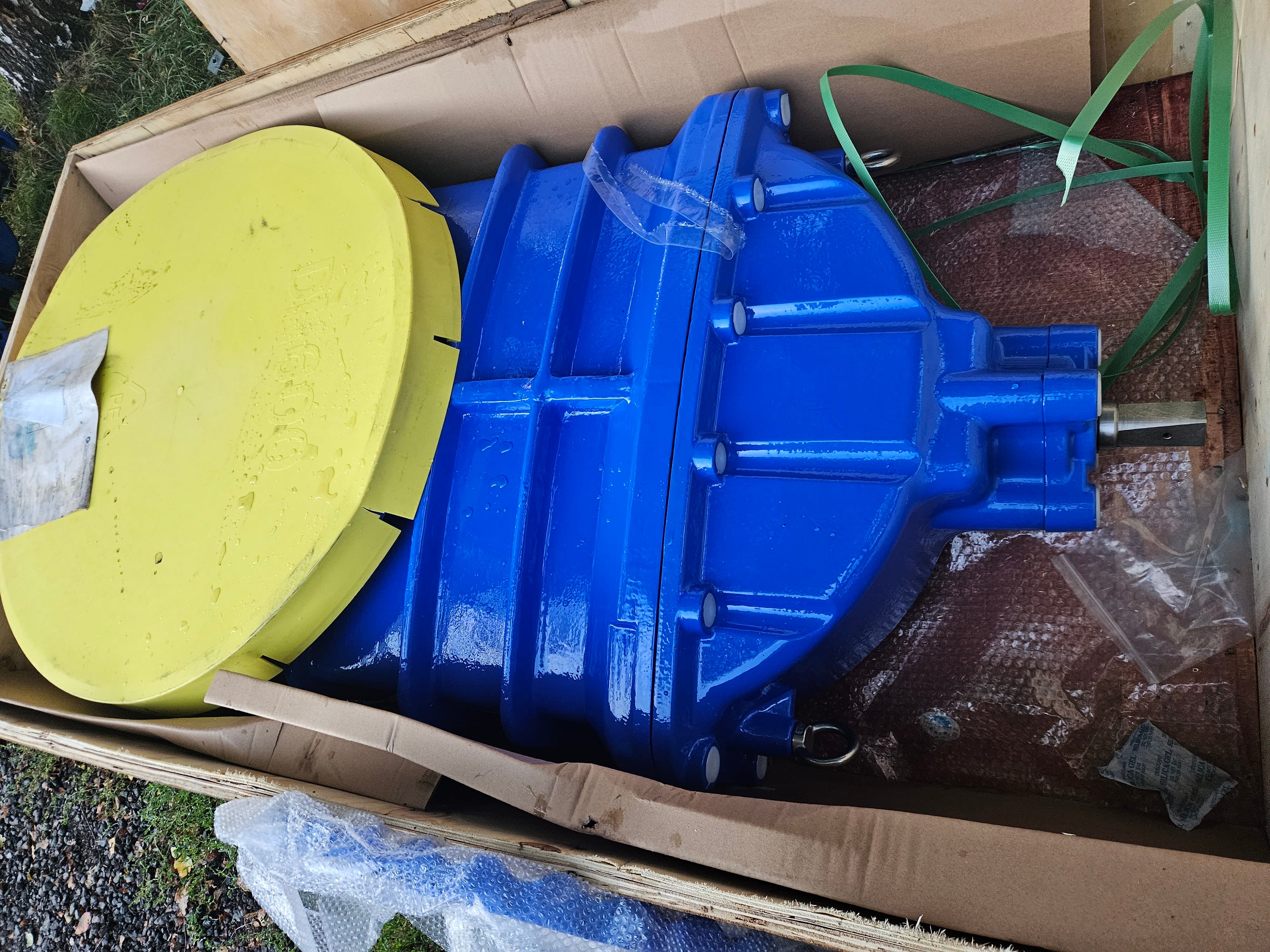 куплю задвижки краны шаровые затворы отводы фланцы тел 89040122390 алексей