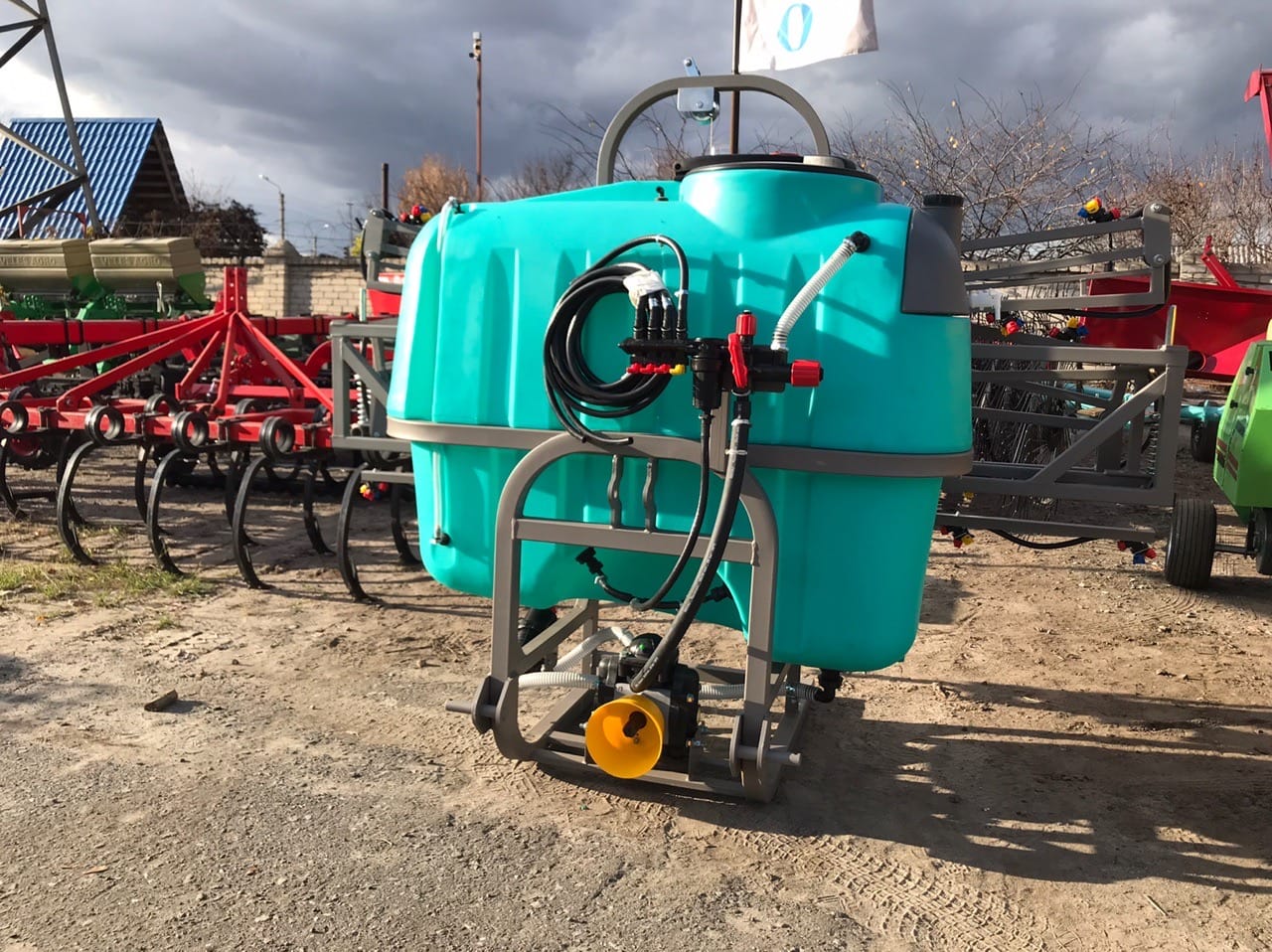 Опрыскиватель полевой навесной OGR 600 литров (Россия)