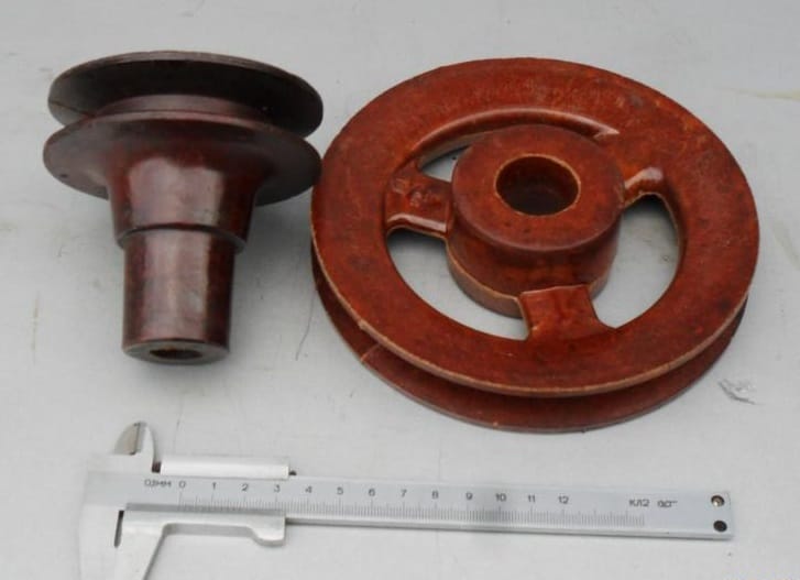 Запчасти на токарное оборудование.