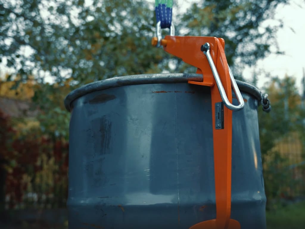 Захват для бочек, модель YQC, 0,6Т