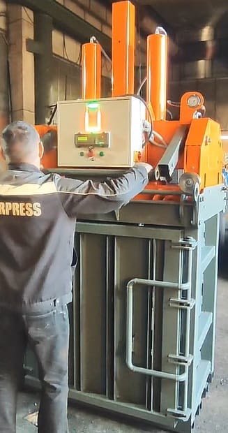 Пресс вертикальный двухкамерный Кубер-20ВР — фото 8