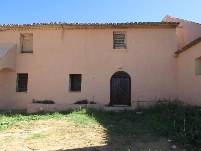 ПОМЕСТЬЕ С ВИНОГРАДНИКАМИ В ИСПАНИИ — фото 6