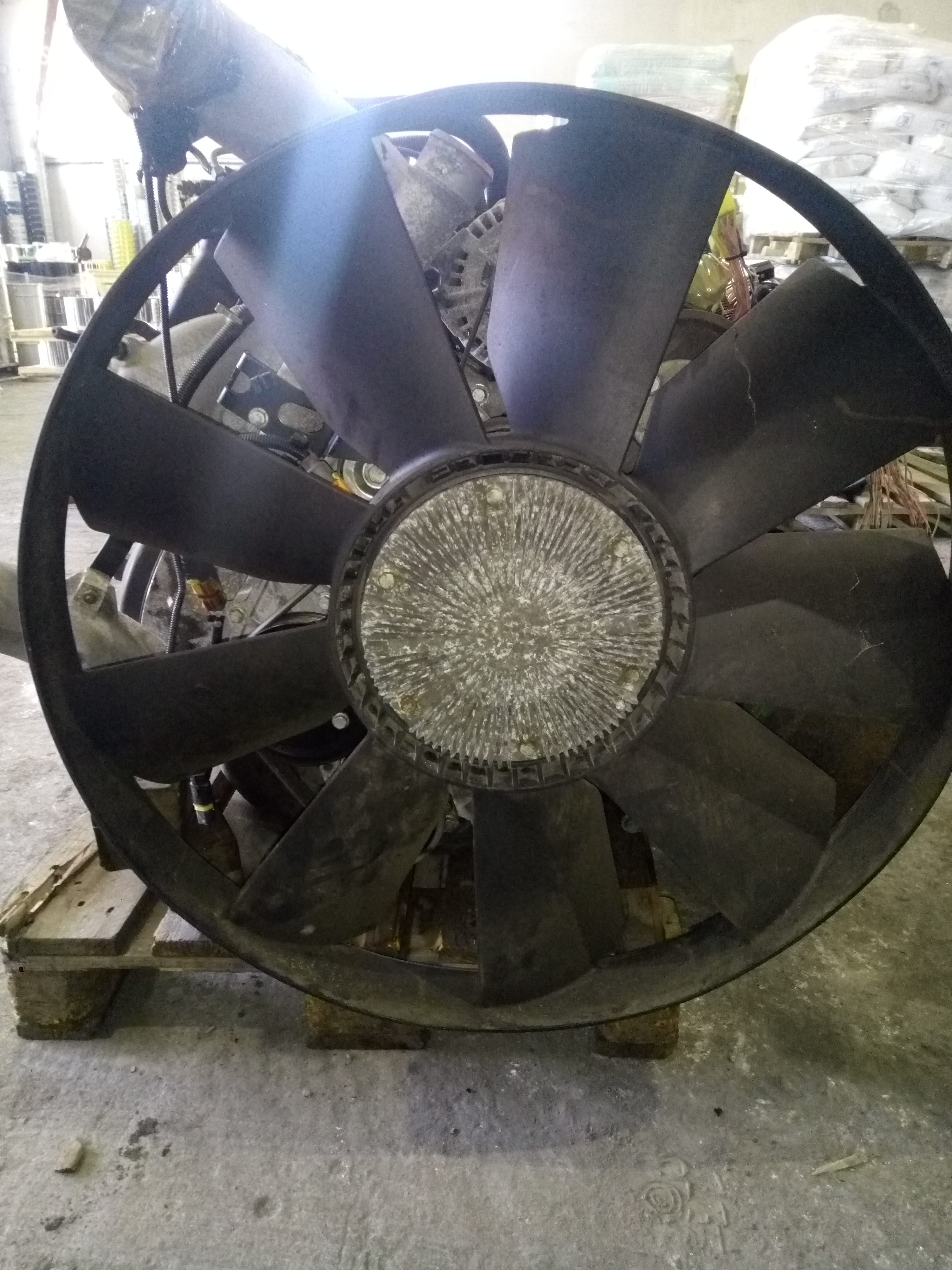 Двигатель МАН D2676LF05 — фото 3