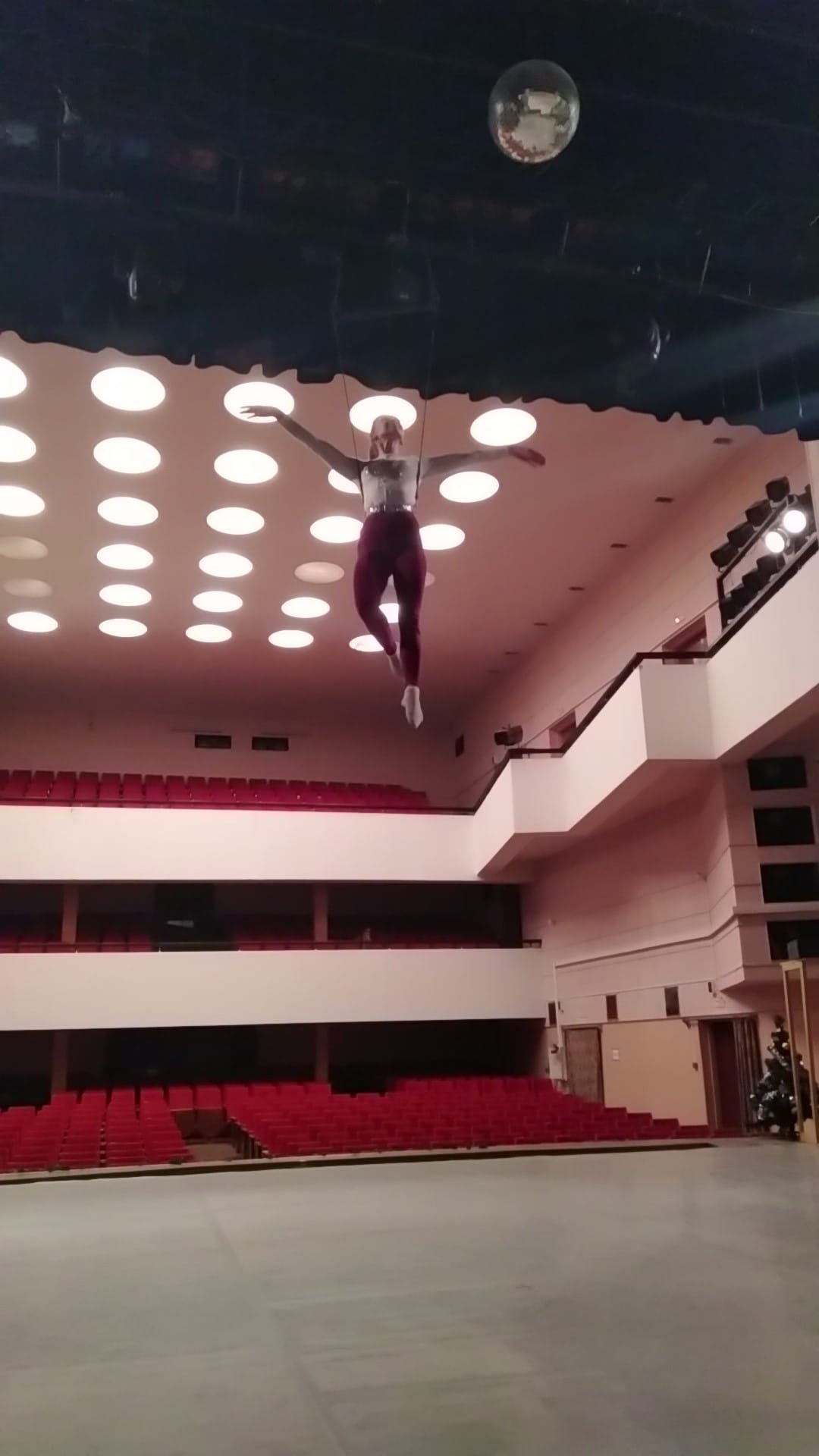 Воздушный аттракцион — фото 3