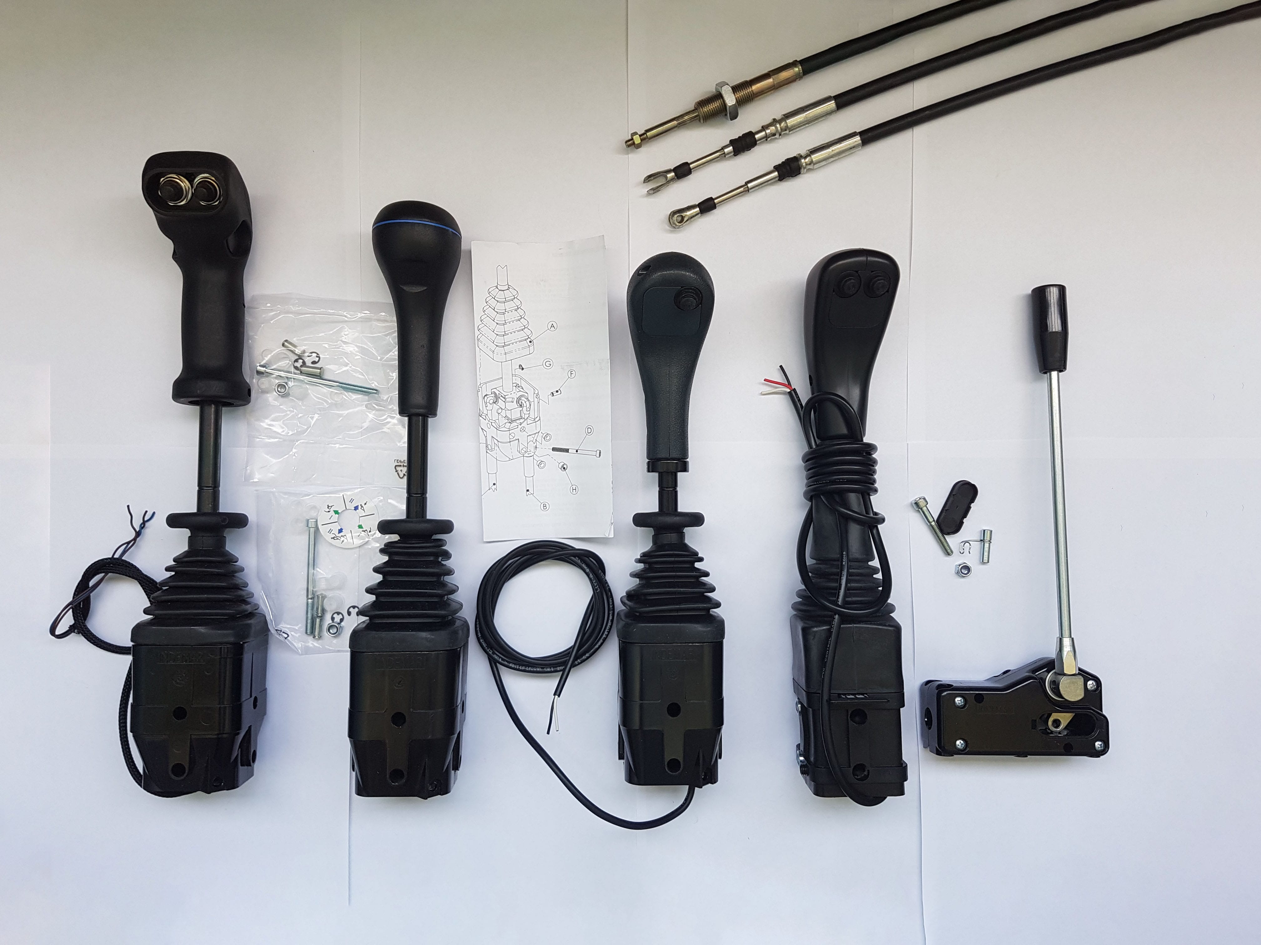 Джойстик управления гидрораспределителем ID-3369 INDEMAR  для дорожно-строительной техники — фото 14