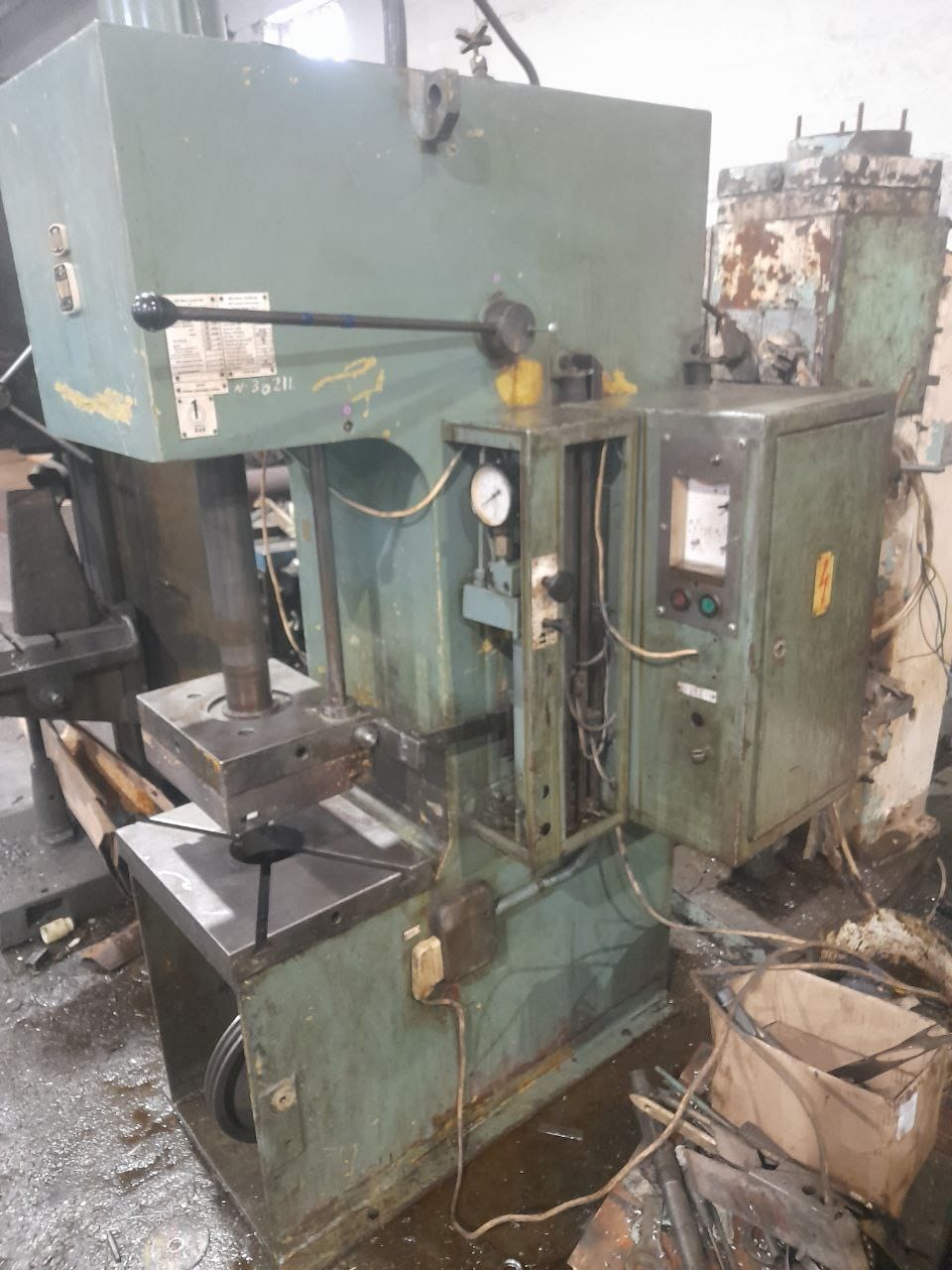 Станки токарные и другие — фото 2