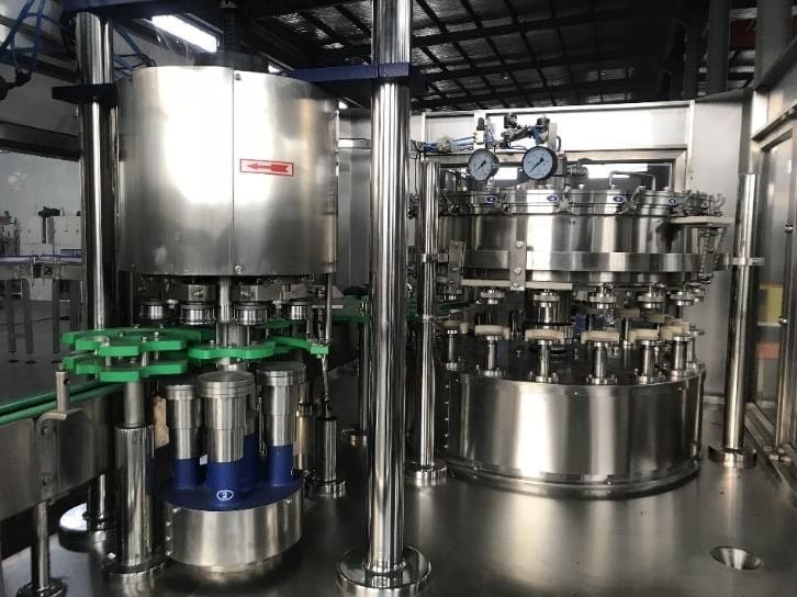 Оборудование для линии газированных напитков в алюминиевую банку объемом 0,45 л производительностью до 12 000 банок в час