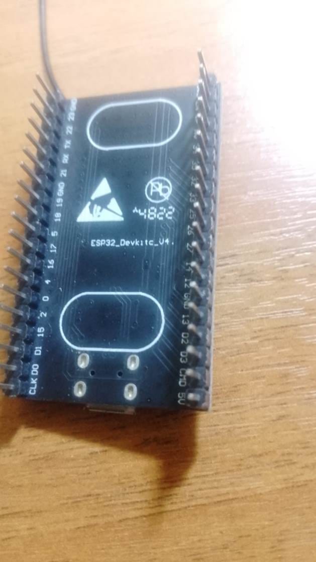 Микроконтроллер ESP32-wroom-32u с внешней антенной — фото 3