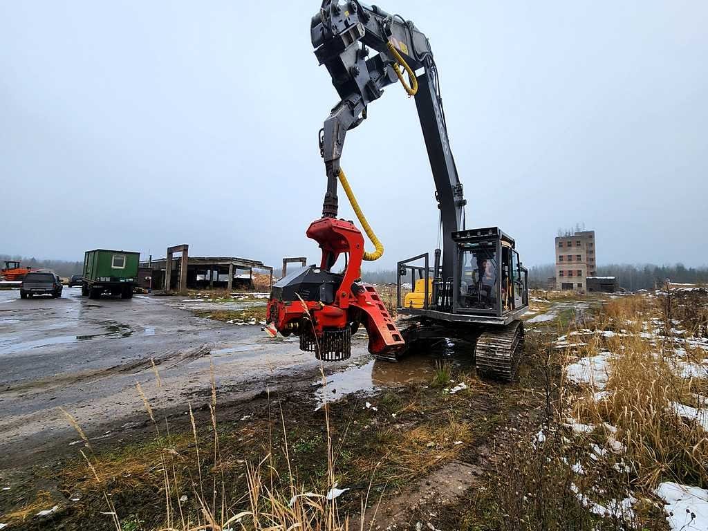Гусеничный харвестер Volvo 220 / Maskiner 661, отл. сост. — фото 3