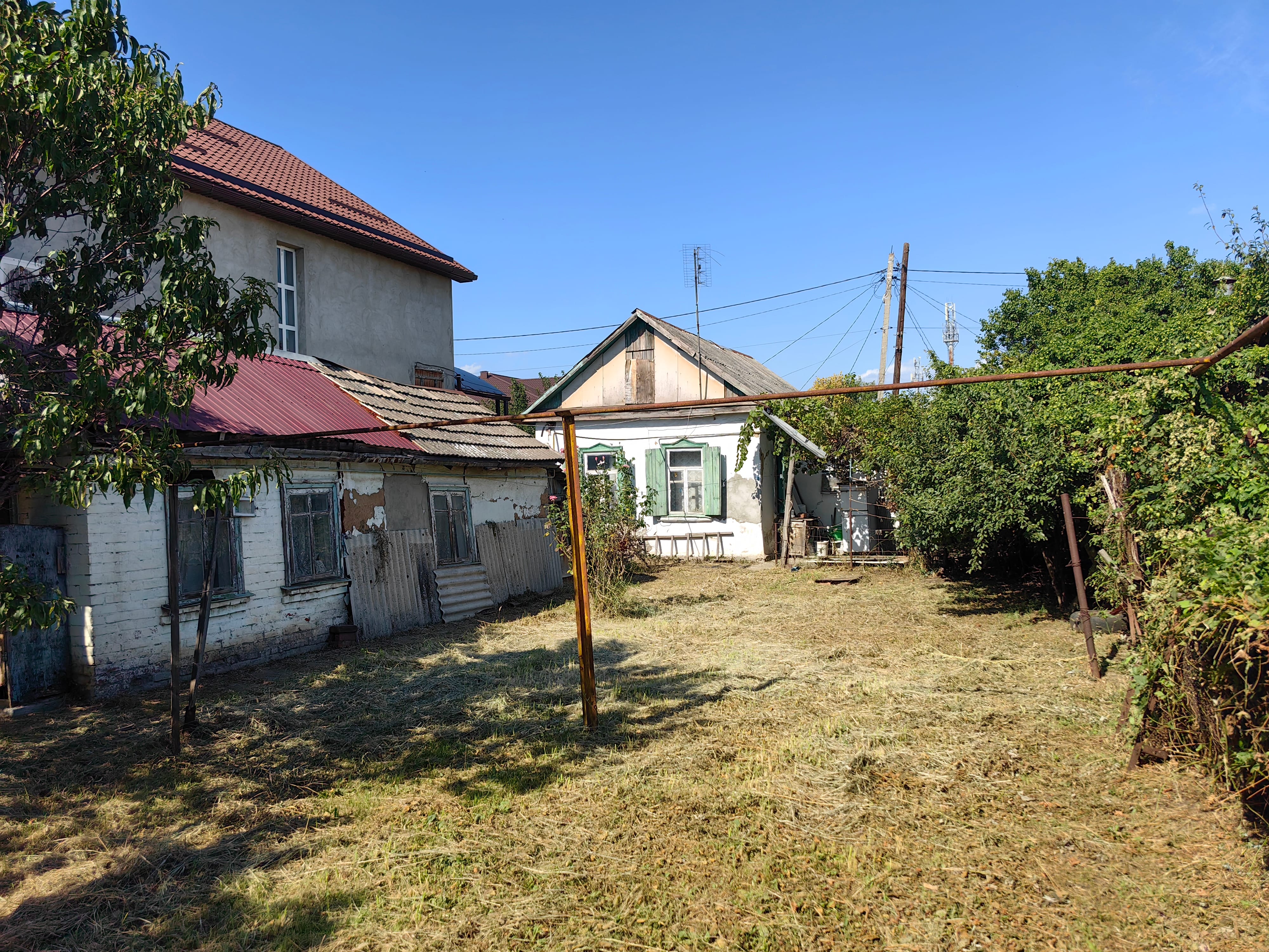 Участок под строительство дома в тихом районе — фото 3