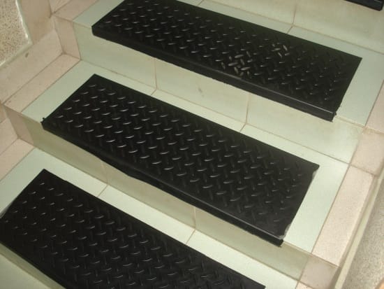 Резиновая накладная ступень — фото 2