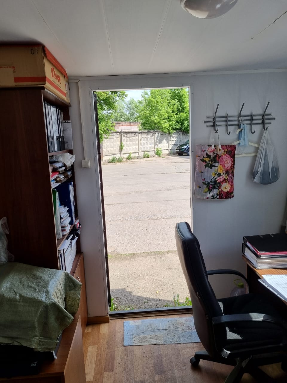 Офисная бытовка для охраны, 4х2,5м, сэндвич панели — фото 4