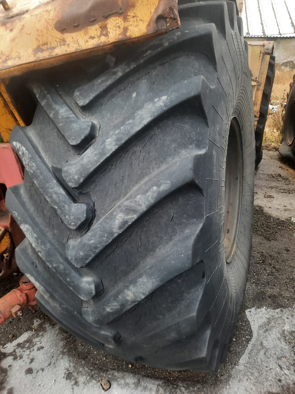 Трактор колёсный Кировец К-701 — фото 5