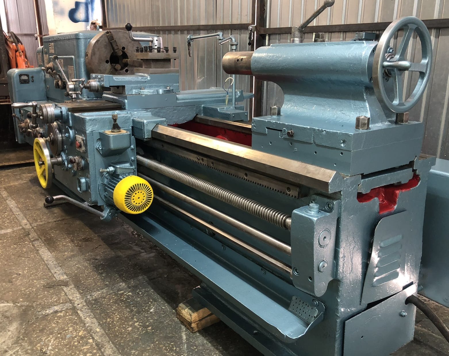 Продается Токарно-винторезный станок 1М63 с РМЦ1400мм — фото 2