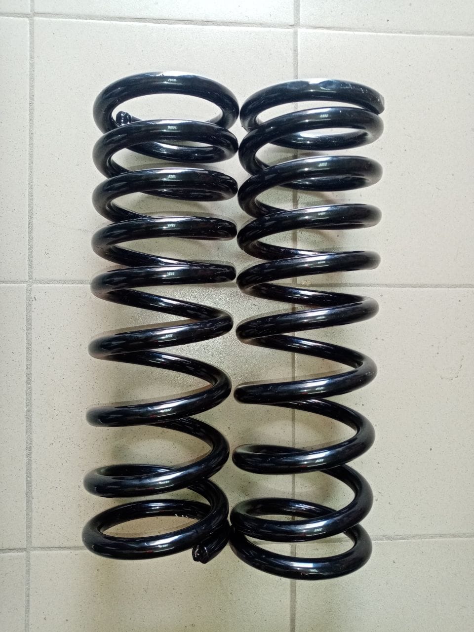 Усиленные пружины для бронеавтомобиля Mercedes-Benz G500 Guard