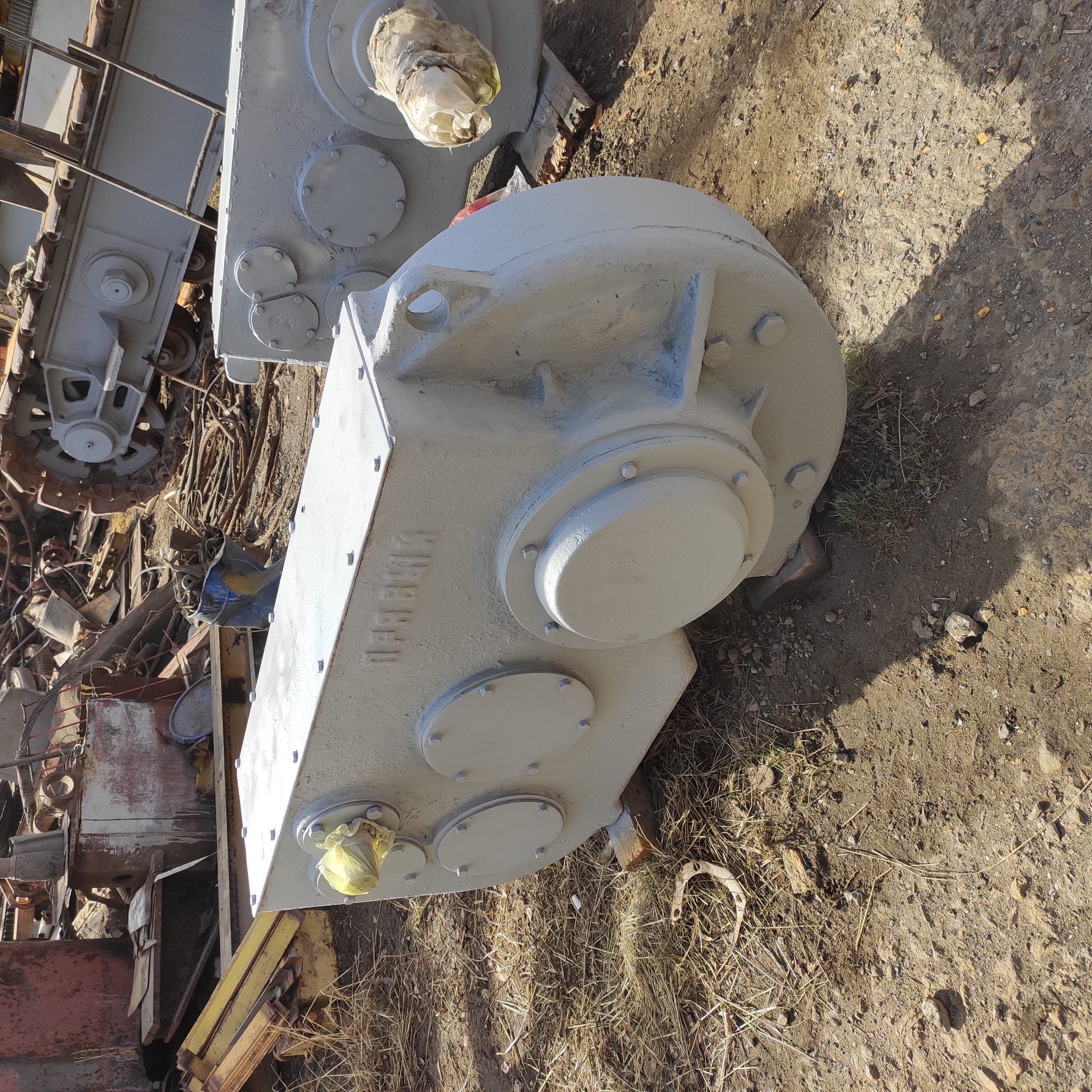 Запасные части к гусеничным кранам МКГ РДК ДЭК