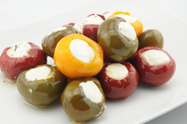 Македонские маринованные перчики черри в ассортименте для фаршировки