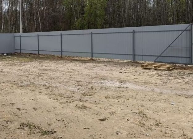 Арендовать площадку под торговлю можно здесь, 8 сот