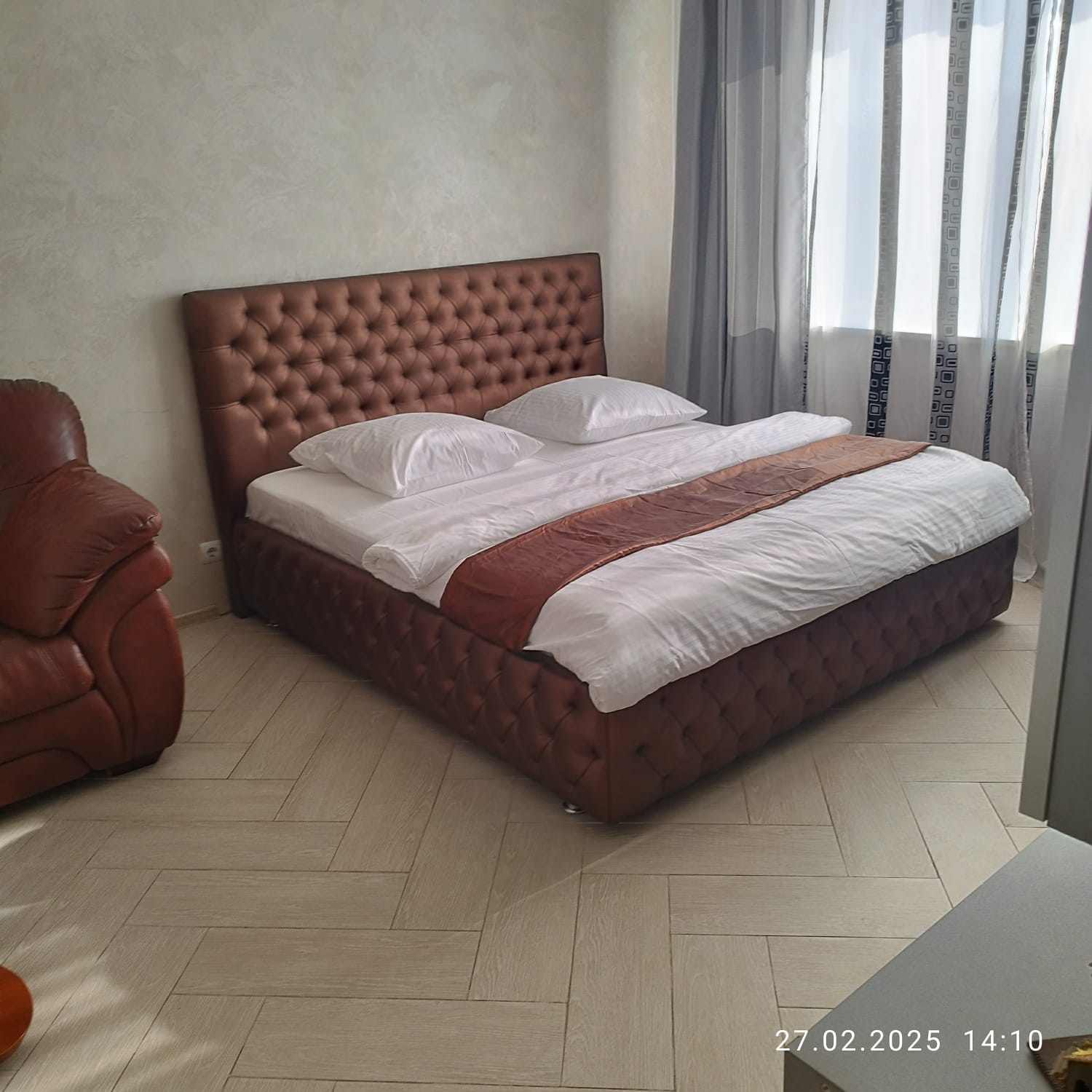 Сдам на часы,              ночь,              сутки Солнечная 6 — фото 10