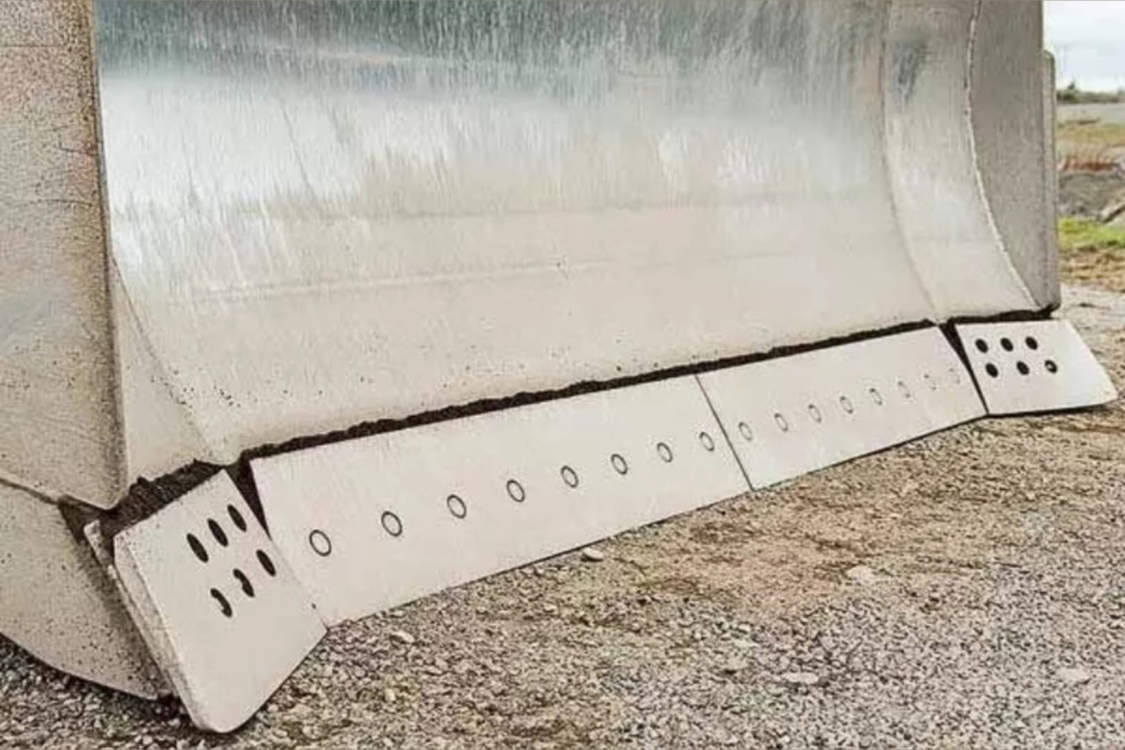 Ножи отвалов бульдозеров