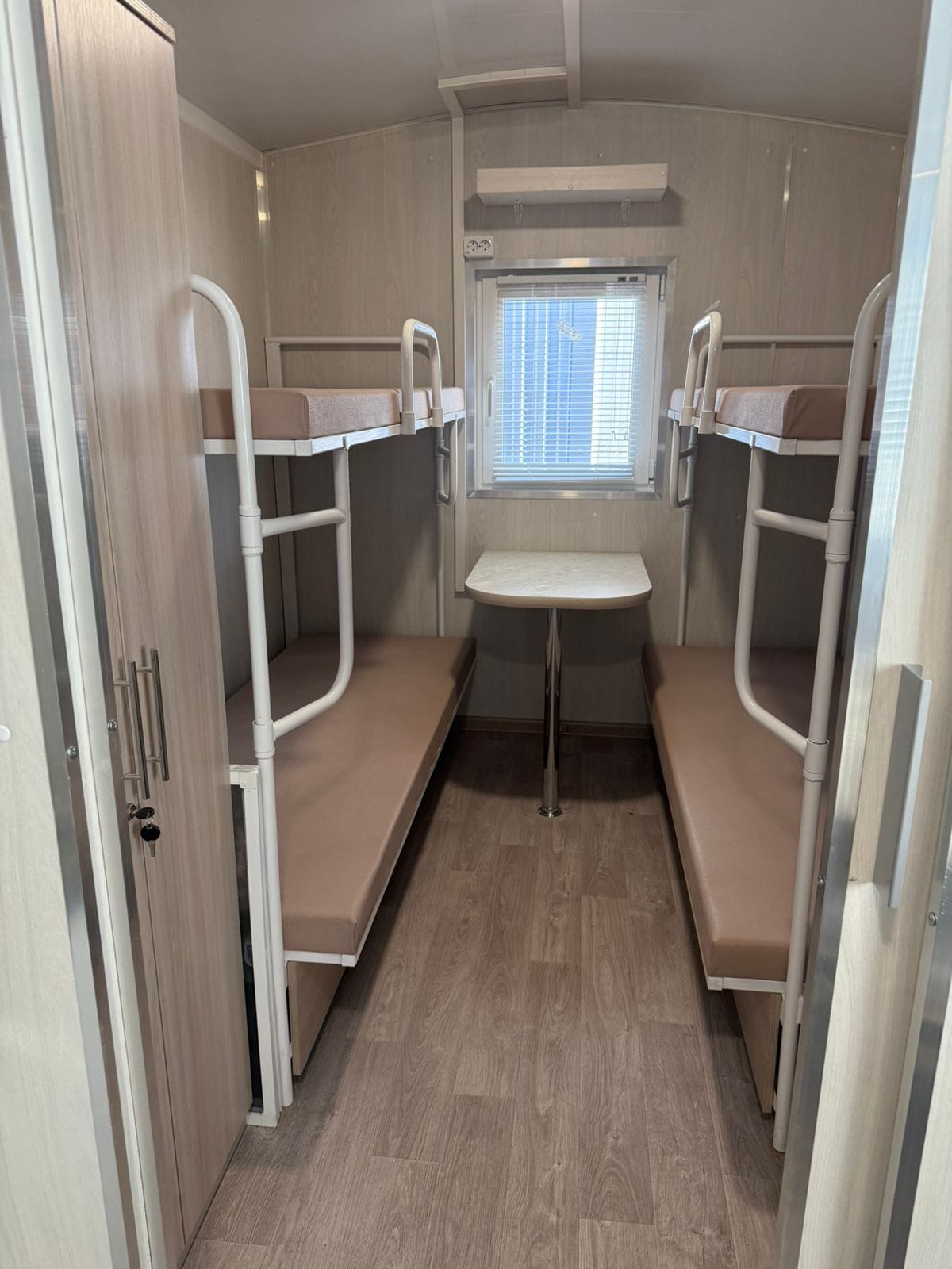 Прицеп вагон-дом ТОРОС для проживания