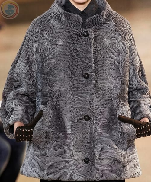 Бережная чистка короткой шубы из мутона, цигейки, каракуля