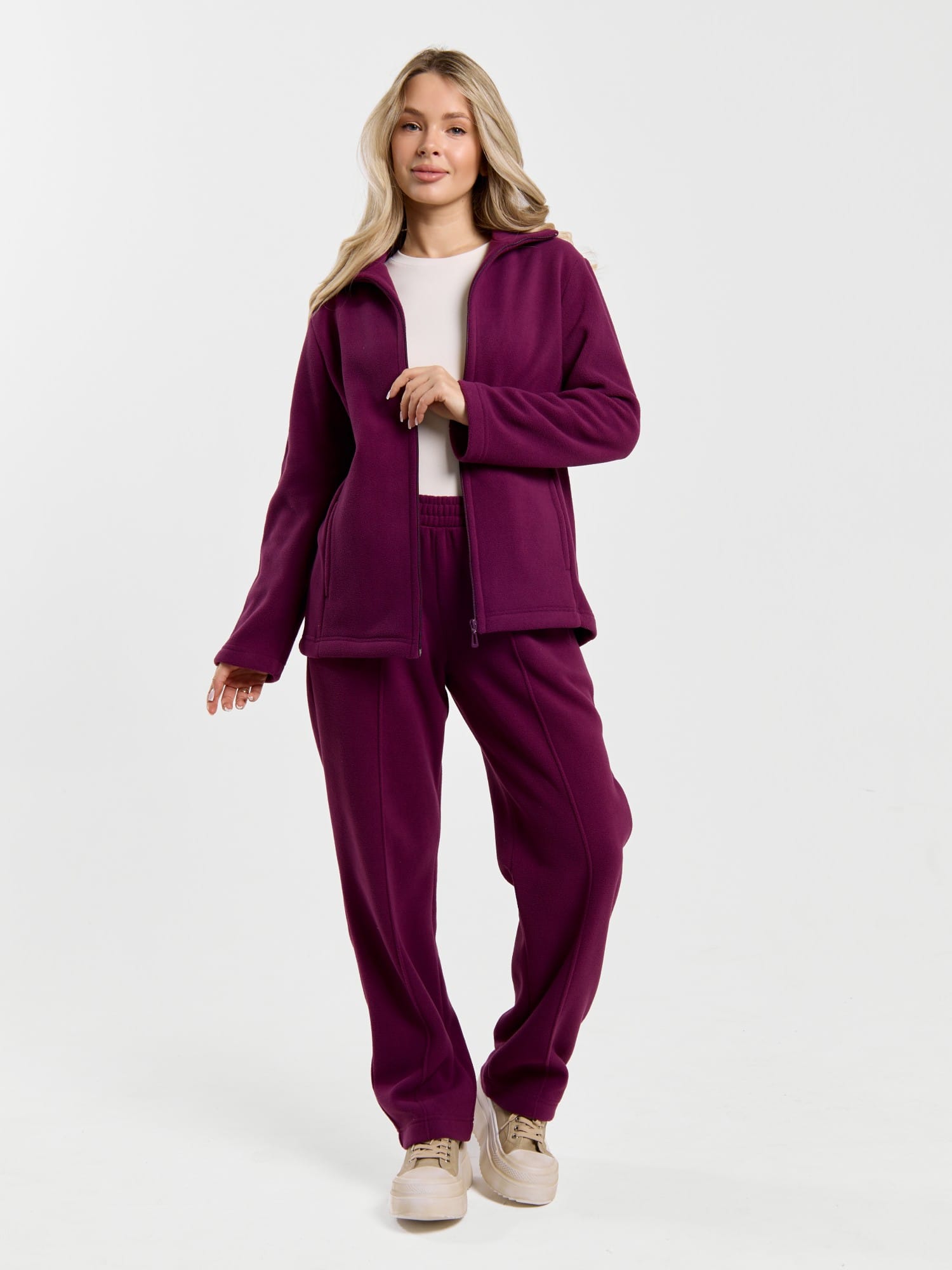 Женские костюмы — фото 9