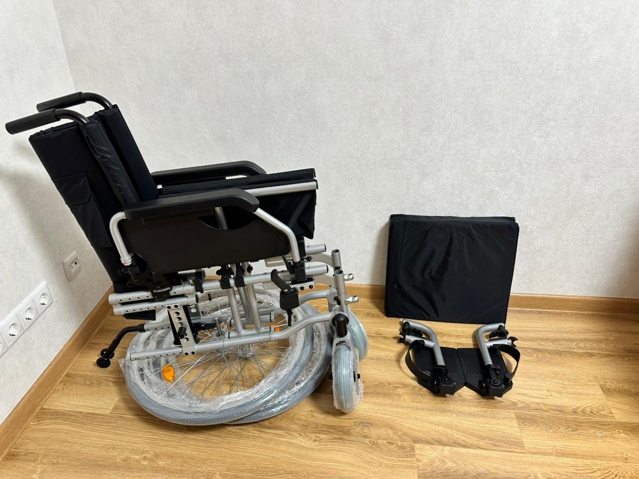 Инвалидная коляска Новая Складная + Доставка — фото 9