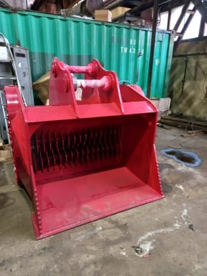 Продам просеивающий ковш с валками