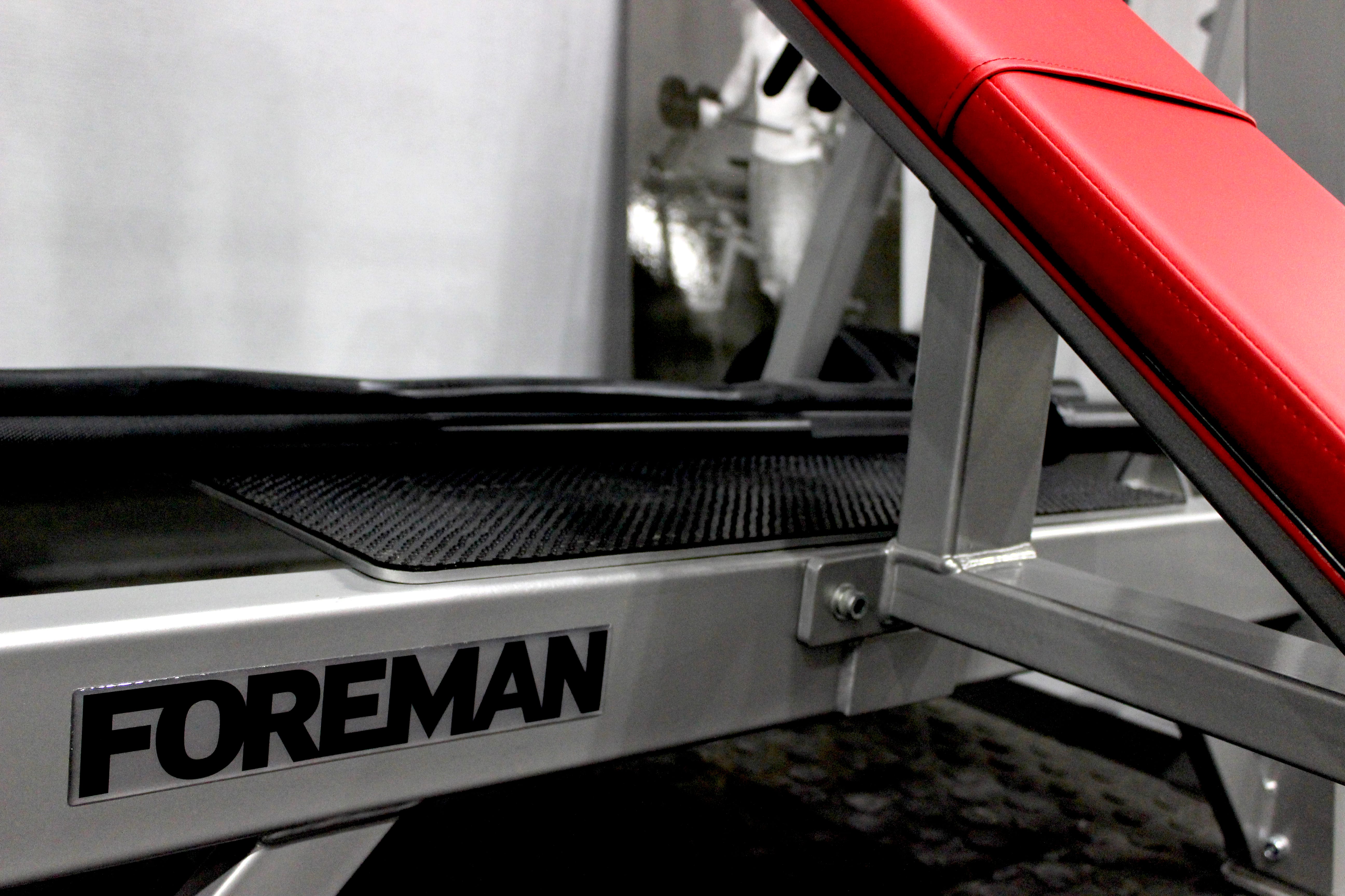 Напольное покрытие для спортивного зала с тренажерами на свободных весах — фото 6