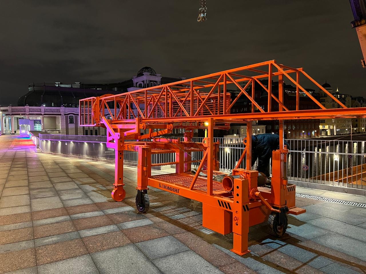 Подмости мобильные мостовые на катках БЛ-08-01