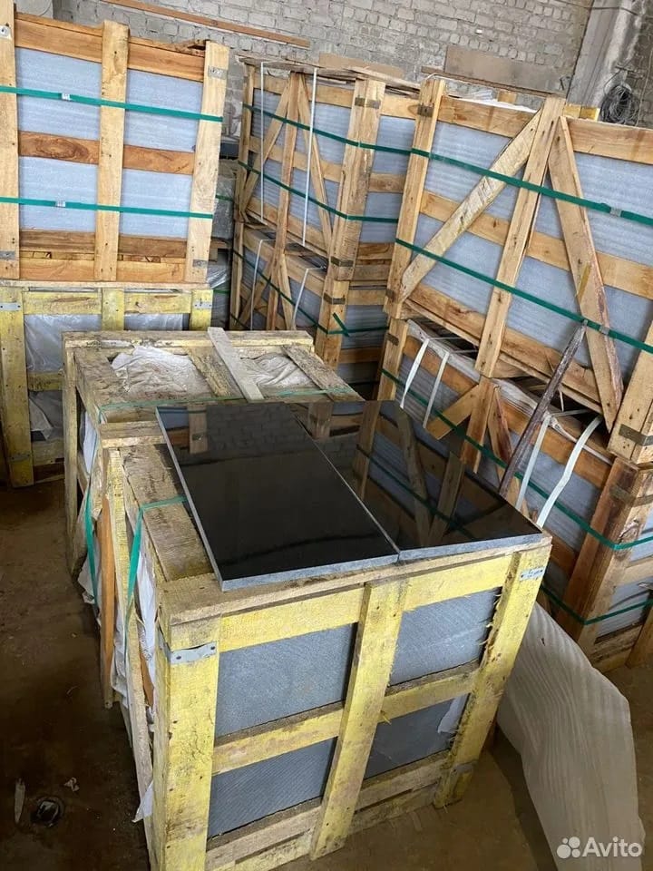 Гранит Абсолют Блэк 600*300*18 полированый