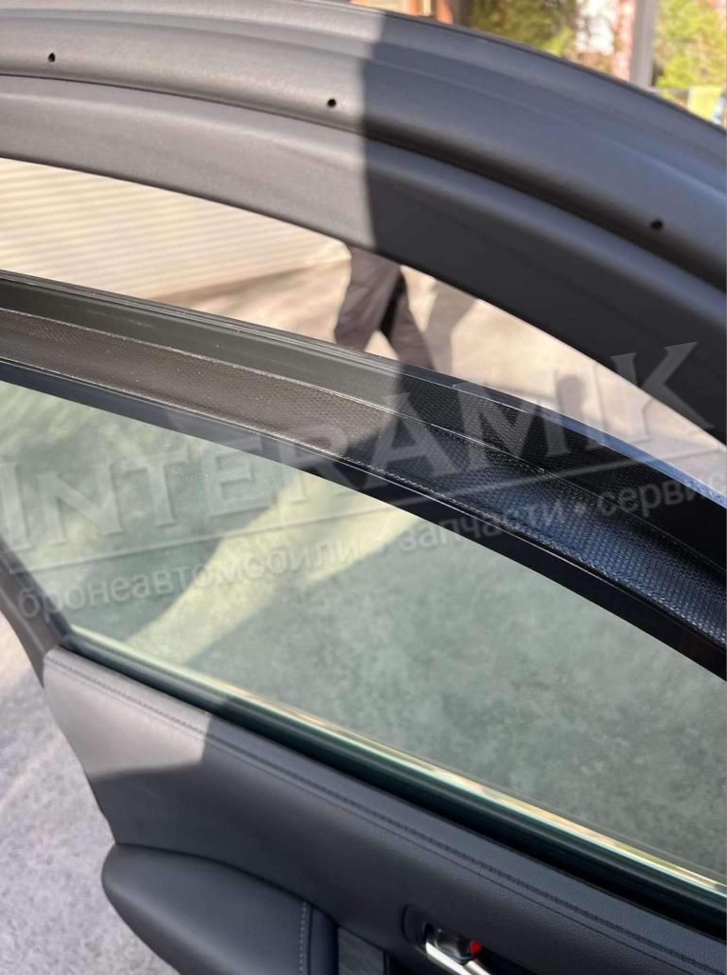 Бронированный Toyota Land Cruiser 300 (B6/B7) — фото 4