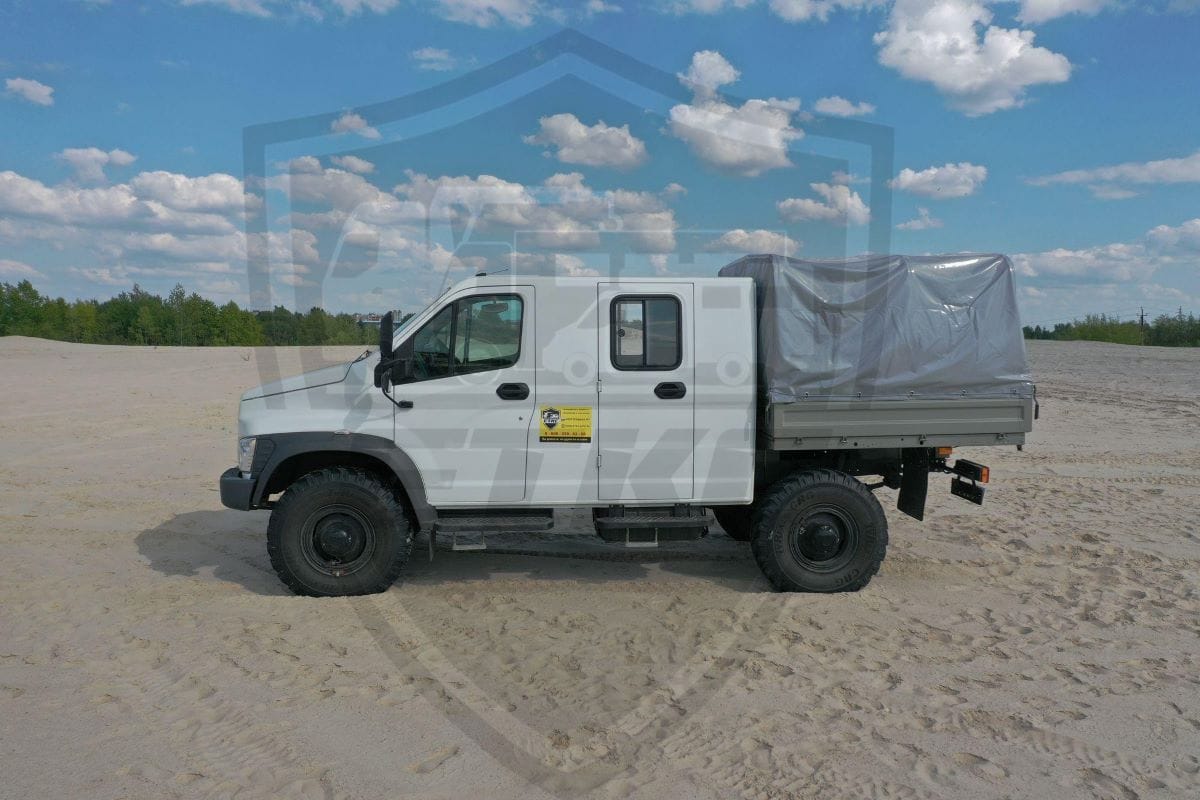 НЕКСТ ТРИО  бортовой  автомобиль  с  дубль  кабиной  на 9 мест