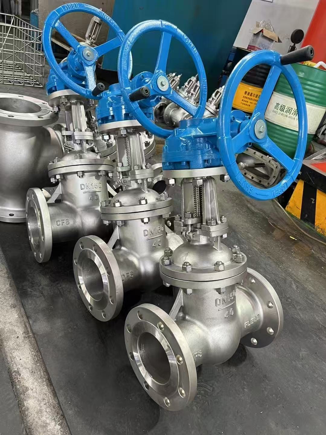 Задвижка клиновая фланцевая нержавеющая ру40 ду150 с редуктором