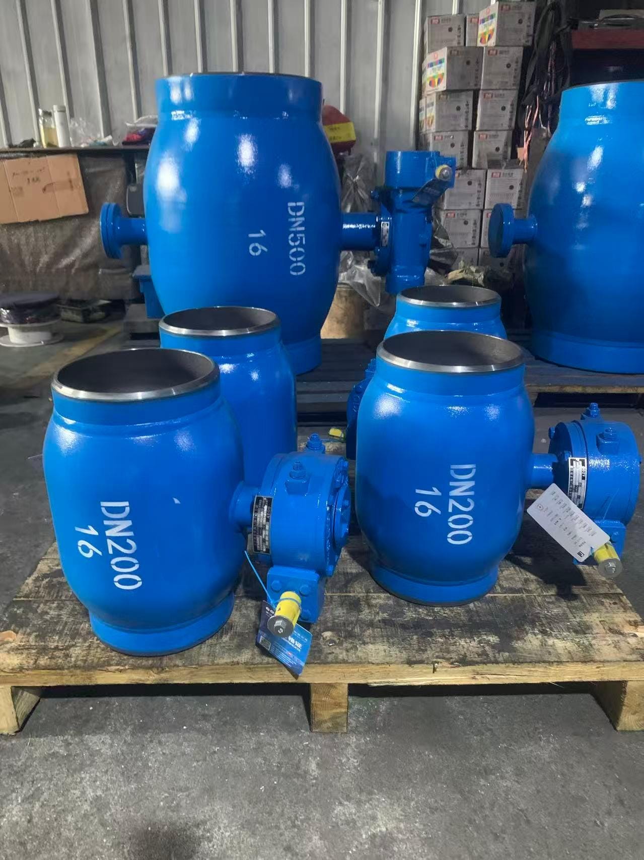 Шаровой кран цельносварной полнопроходной 11с331п ру16 ду200 с редуктором