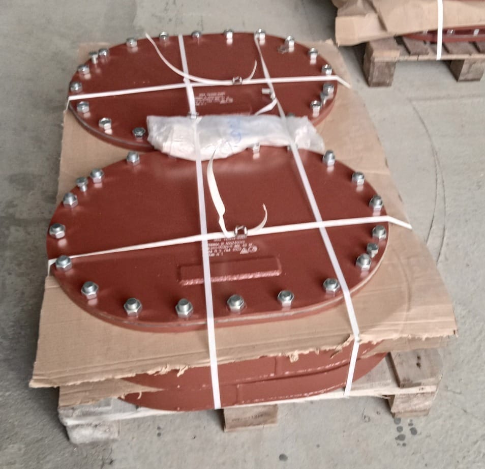 Судовые горловины тип В