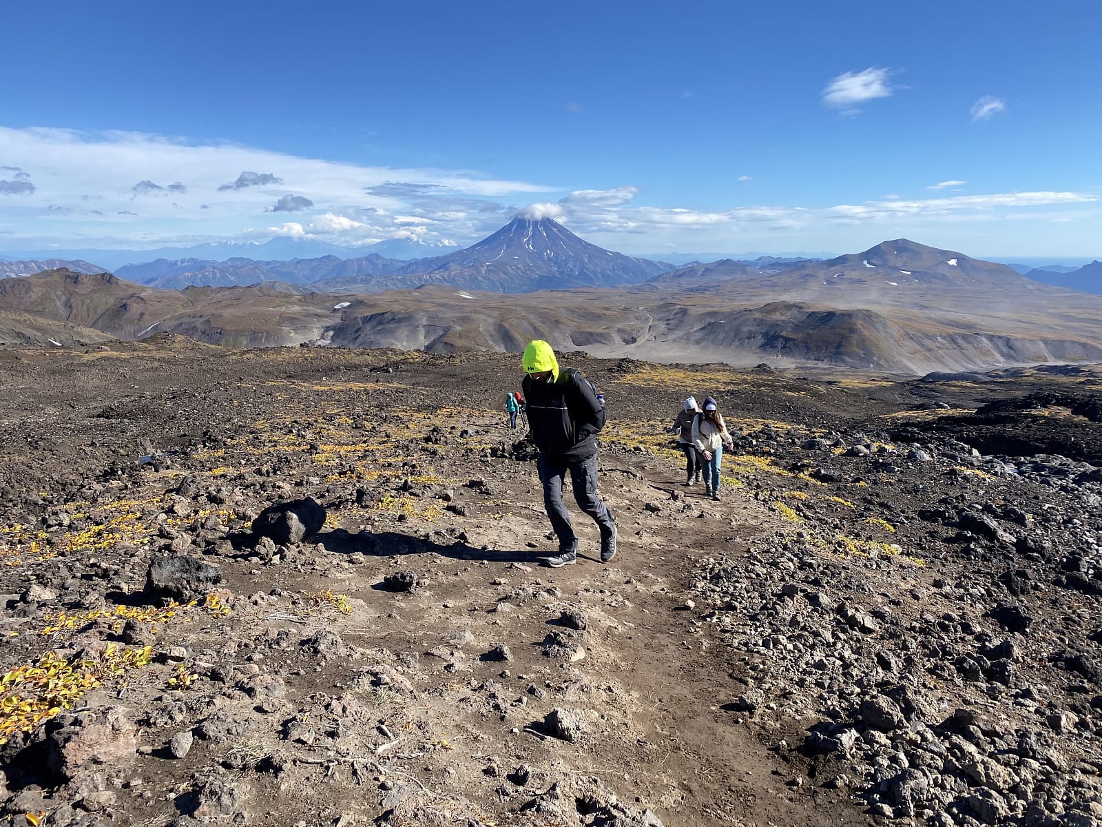 Туры на Вулкан Горелый