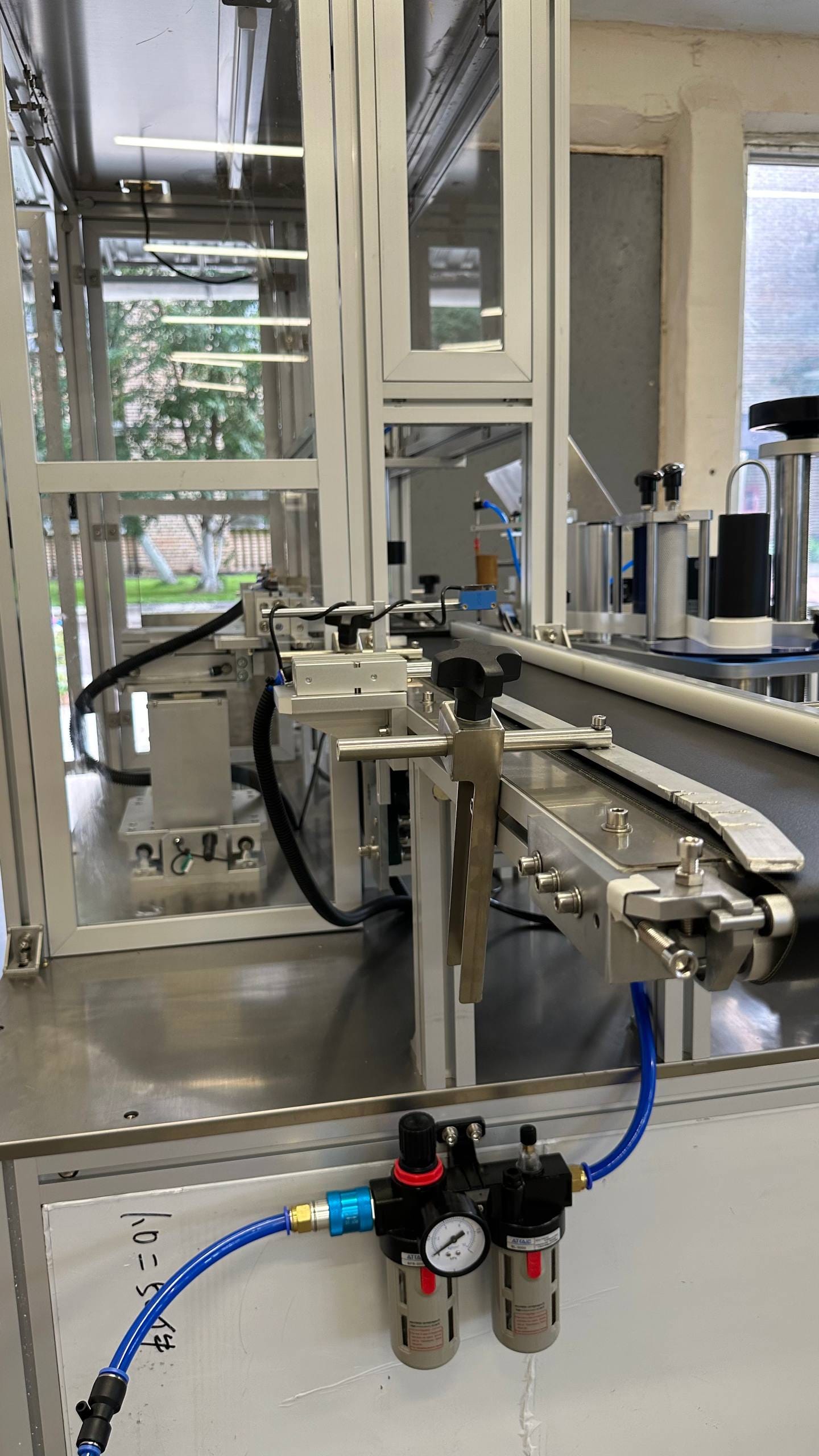 Аппликатор этикеток ЭМ05.08 — фото 2