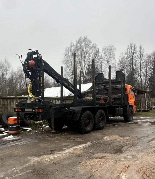 Камаз 43118 с манипулятором Велмаш Вм8 — фото 3