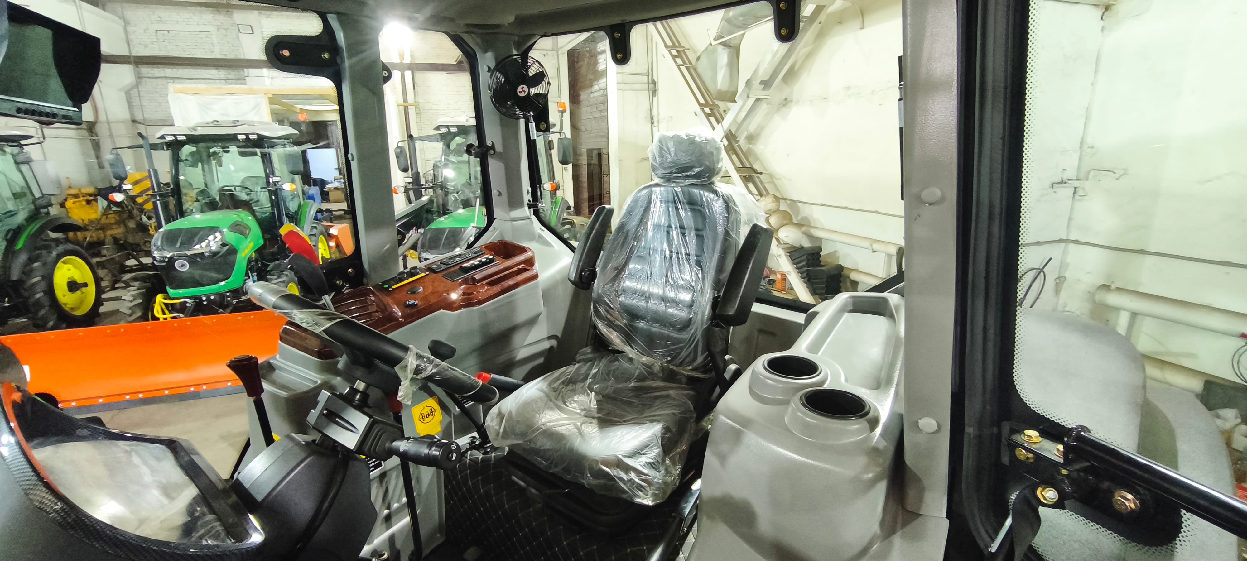 Трактор ULAN-RT 904 — фото 7